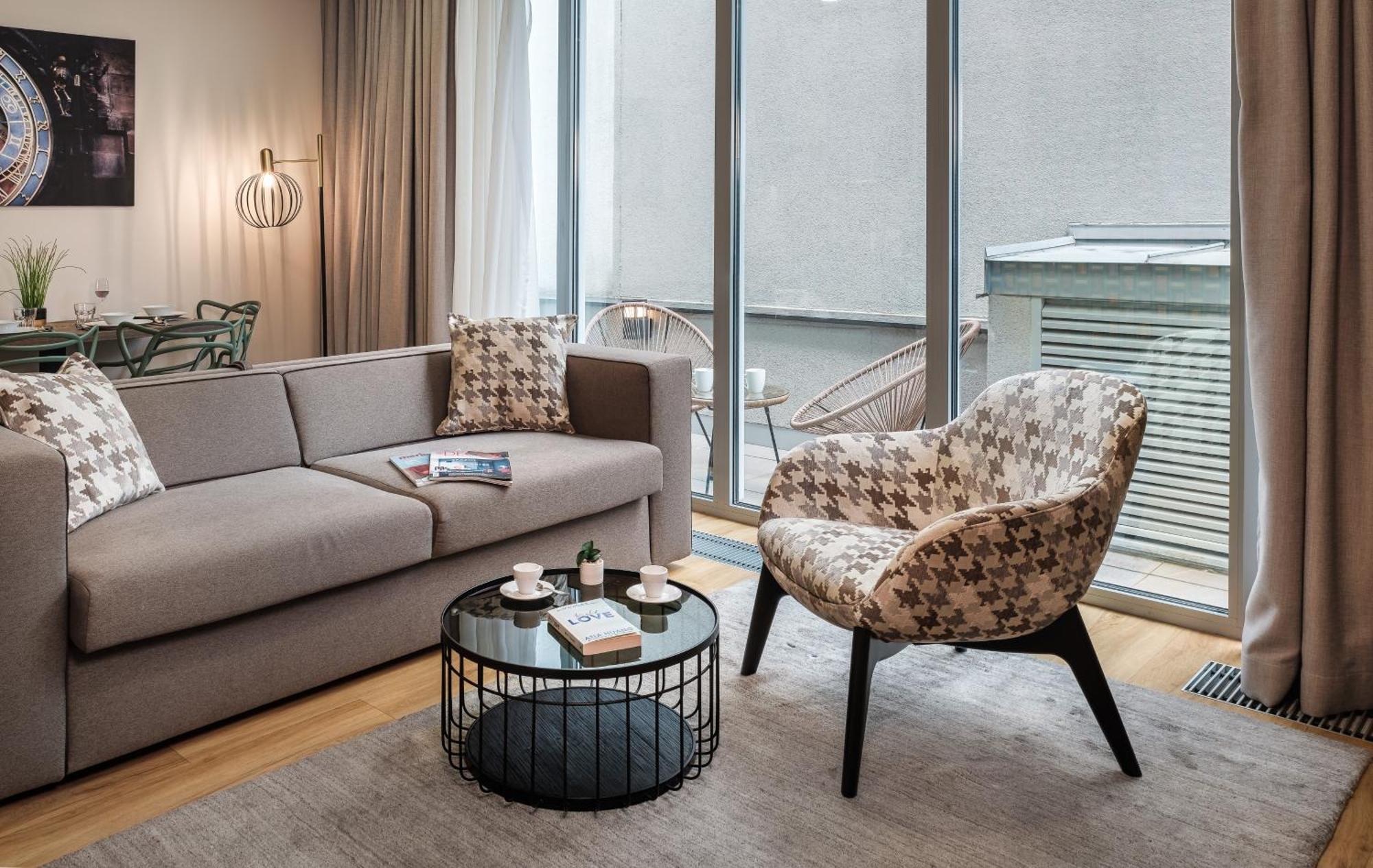 براغ Vn17 Rooftop Suites By Adrez المظهر الخارجي الصورة