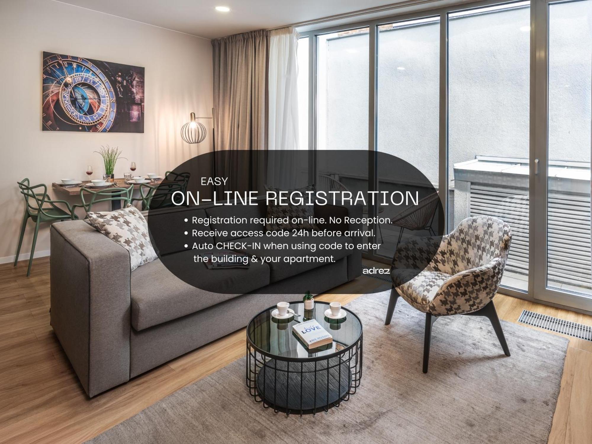 براغ Vn17 Rooftop Suites By Adrez الغرفة الصورة